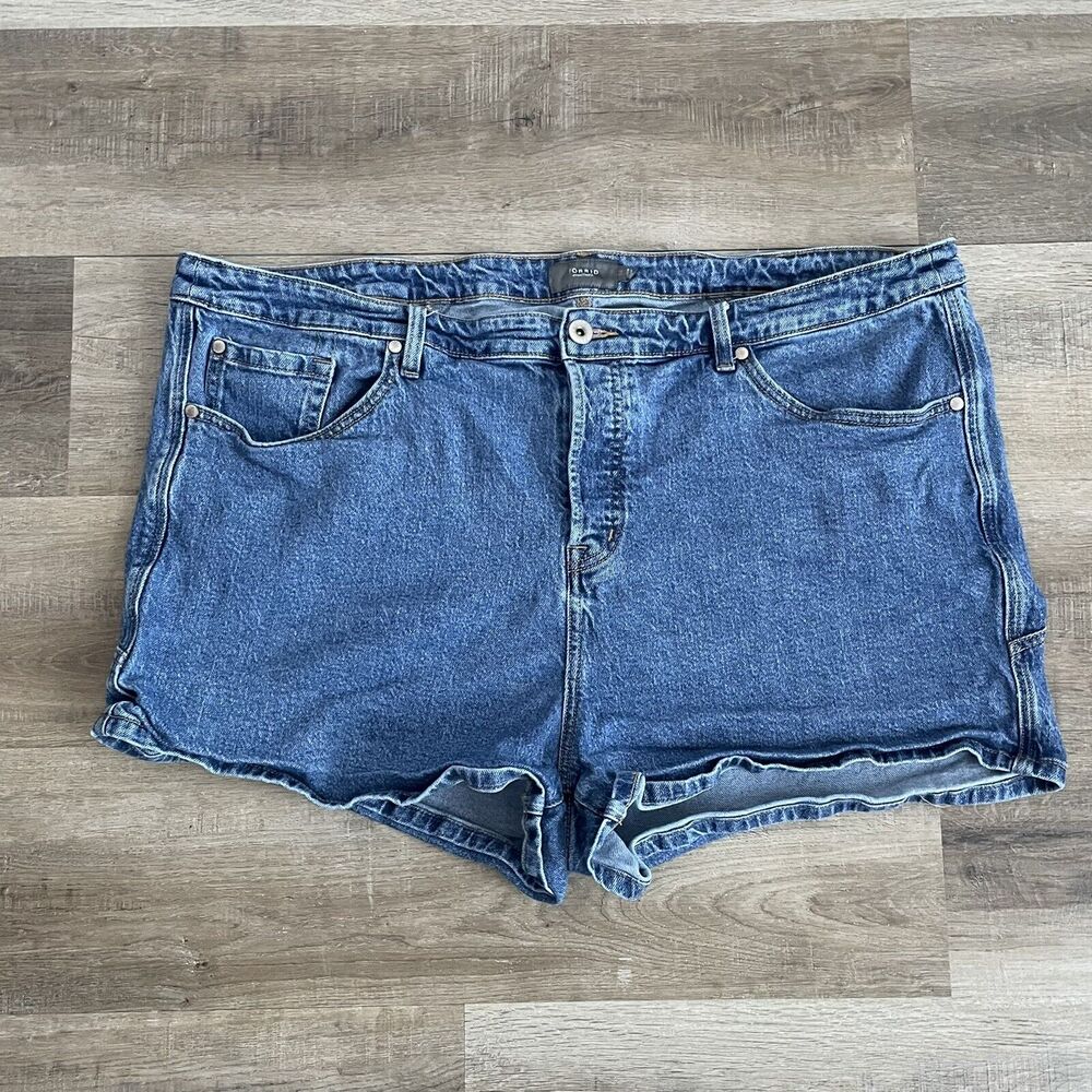 Torrid Plus Size 24 High Waisted 3” Inseam Jean Denim Shorts Star Pockets